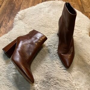 Vince Camuto Boots Size 8 Brown Pointed Toe Block Heel Back Zipper 38.5 Womens
